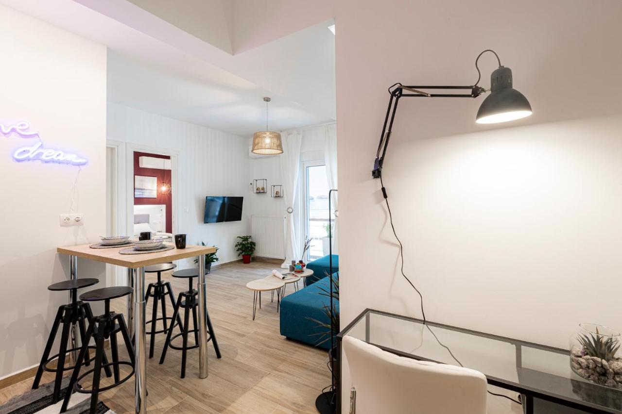 Hestia Apartment Атина Екстериор снимка