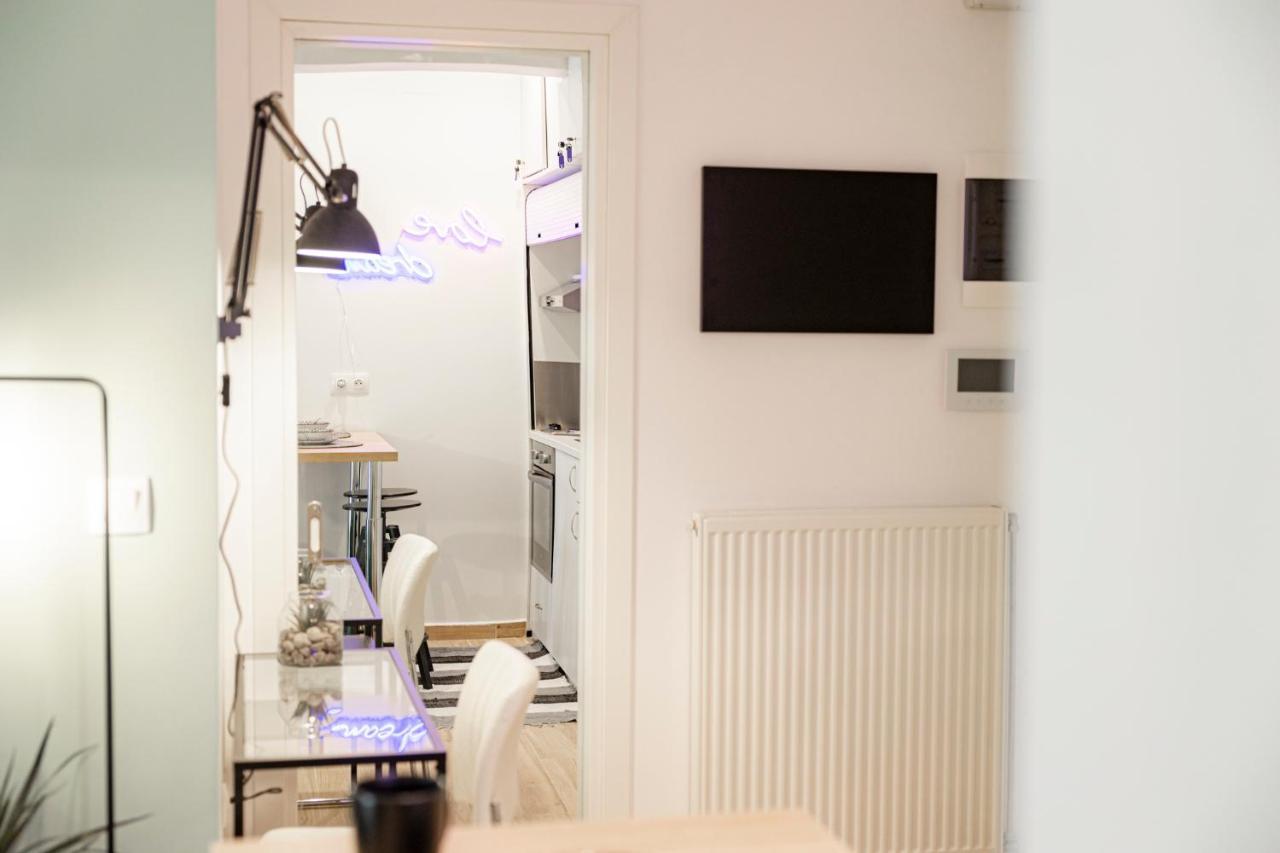 Hestia Apartment Атина Екстериор снимка