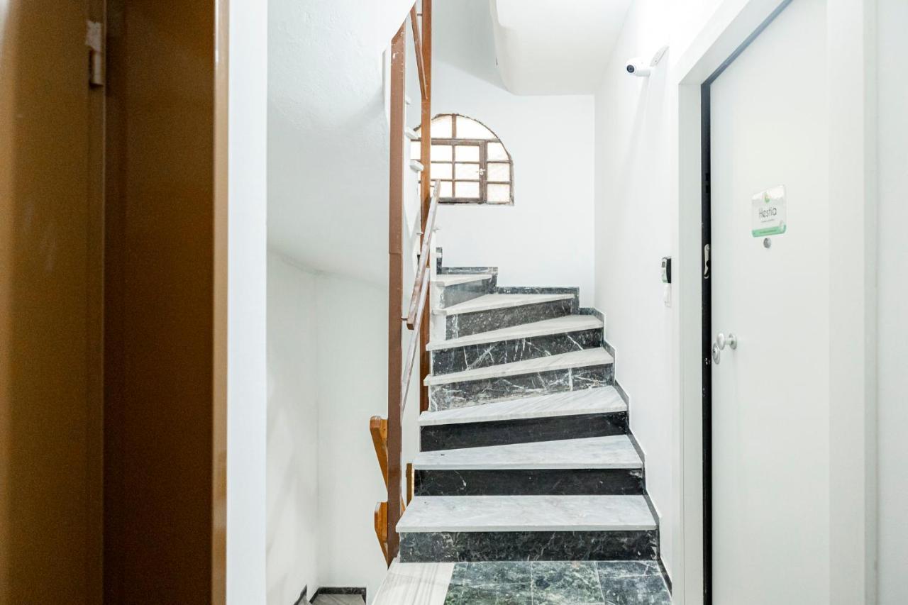 Hestia Apartment Атина Екстериор снимка